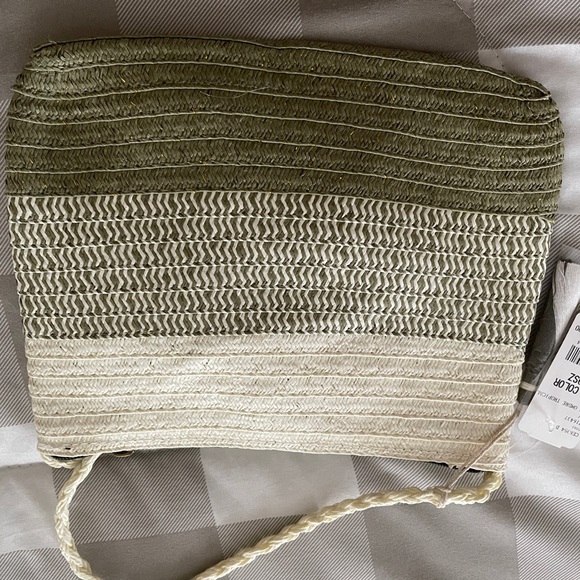 Purse - Picture 2 of 2